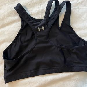Underarmour sports bra with cut out detail